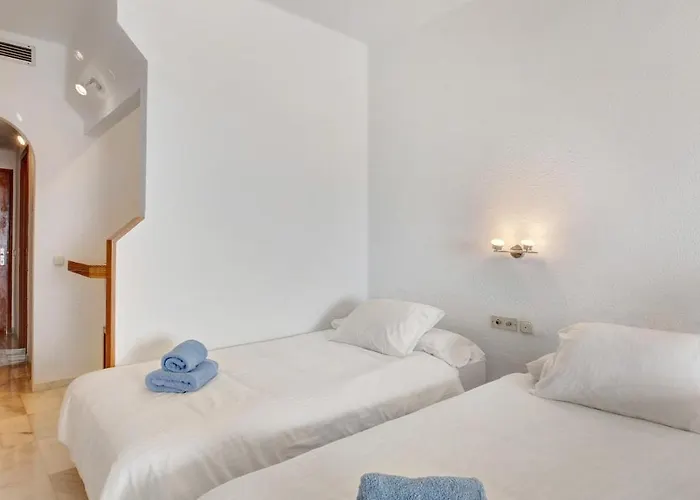 Club Atlantis 223 Апартаменти *